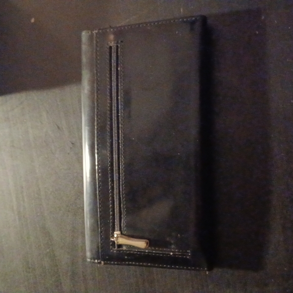 Vintage Gucci magnetic closer wallet. - Picture 8 of 8